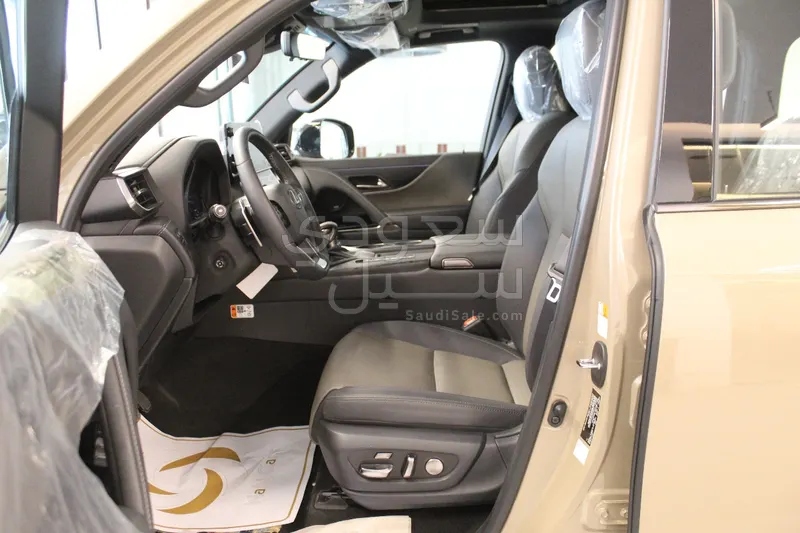 2025 Lexus LX 600