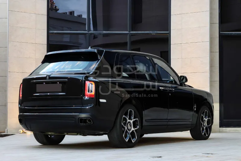 2023 Rolls-Royce Cullinan Black Badge