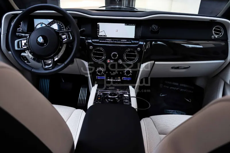 2023 Rolls-Royce Cullinan Black Badge