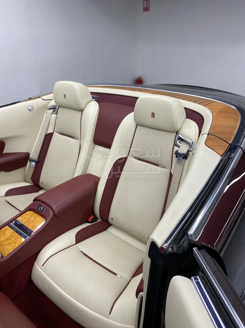 2017 Rolls-Royce Dawn