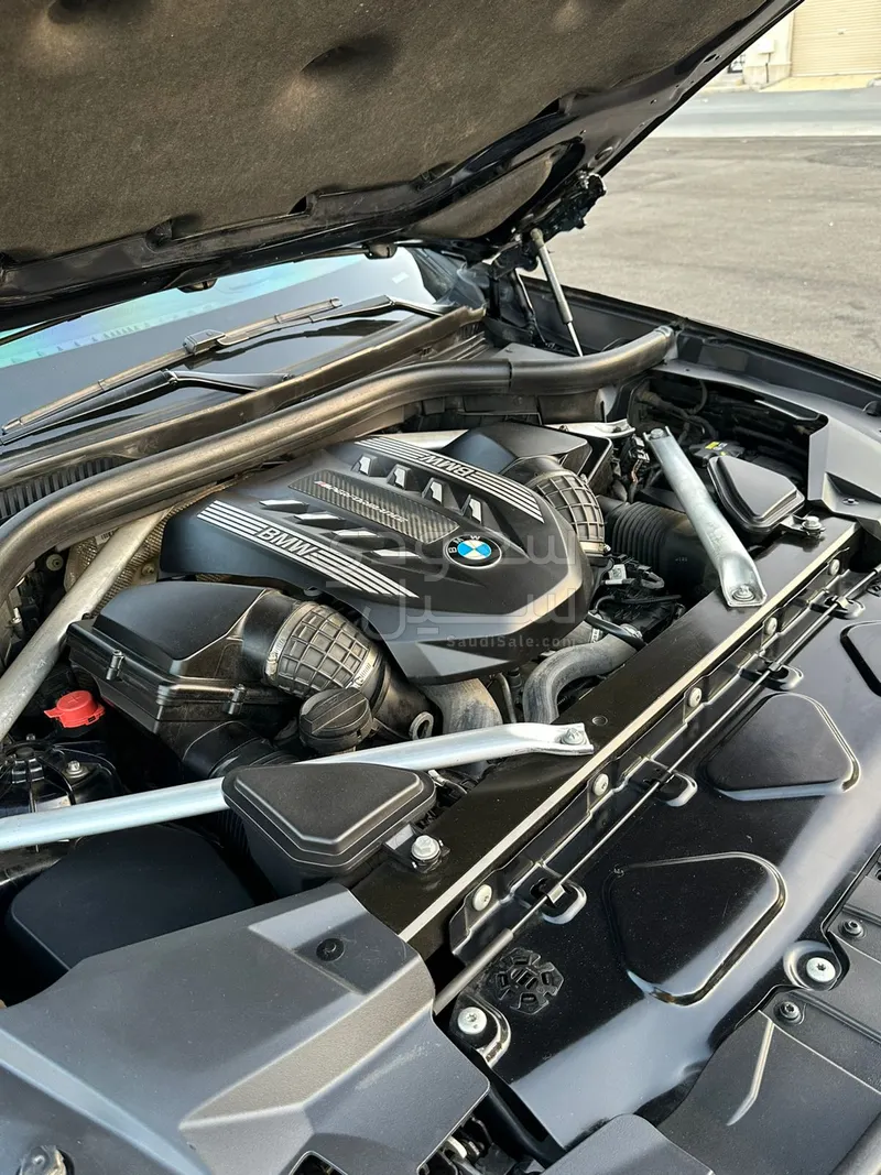 2021 بي ام دبليو الفئة اكس 6 إم 50 أي