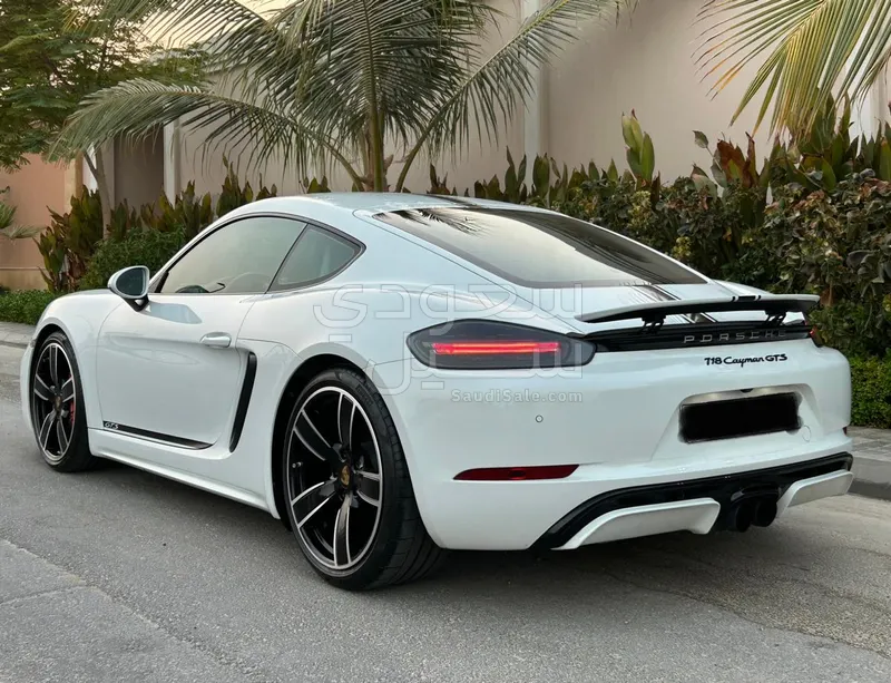 2018 Porsche Cayman GTS
