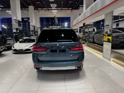 2024 بي ام دبليو الفئة اكس 7