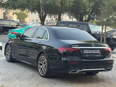 2022 Mercedes-Benz E 300