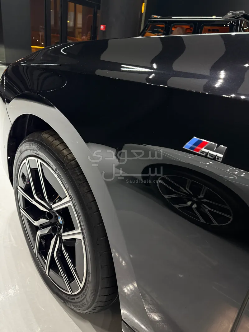 2025 BMW 7 Series 735i