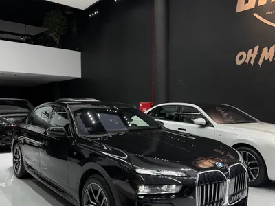 2025 BMW 7 Series 735i