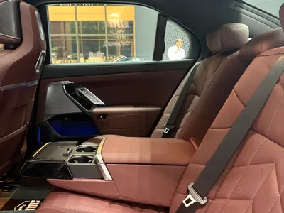 2025 BMW 7 Series 735i