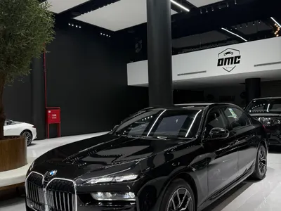 2025 BMW 7 Series 735i