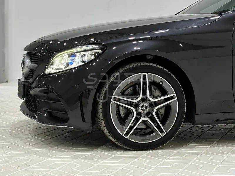 2020 Mercedes-Benz C 200