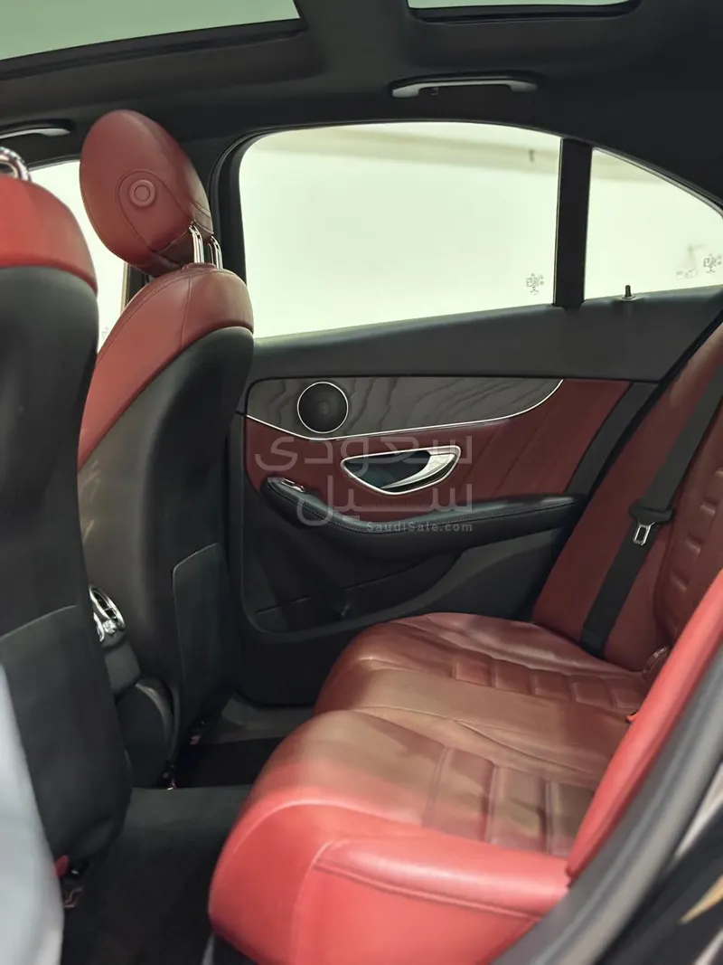 2020 Mercedes-Benz C 200
