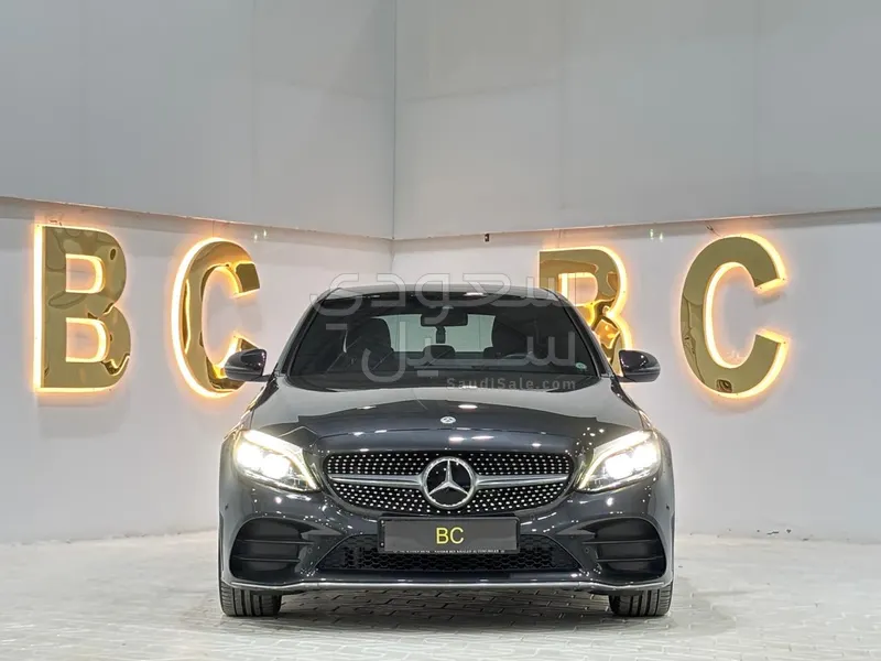 2020 Mercedes-Benz C 200