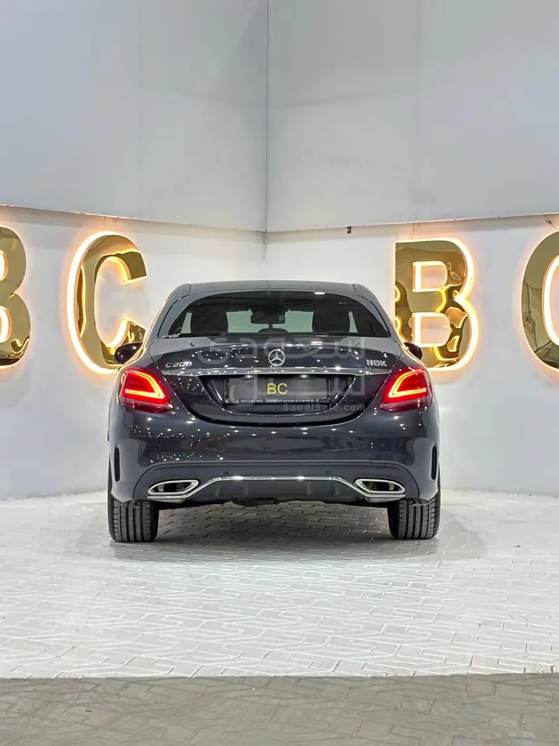 2020 Mercedes-Benz C 200