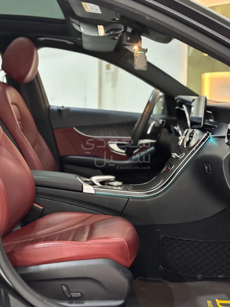 2020 Mercedes-Benz C 200