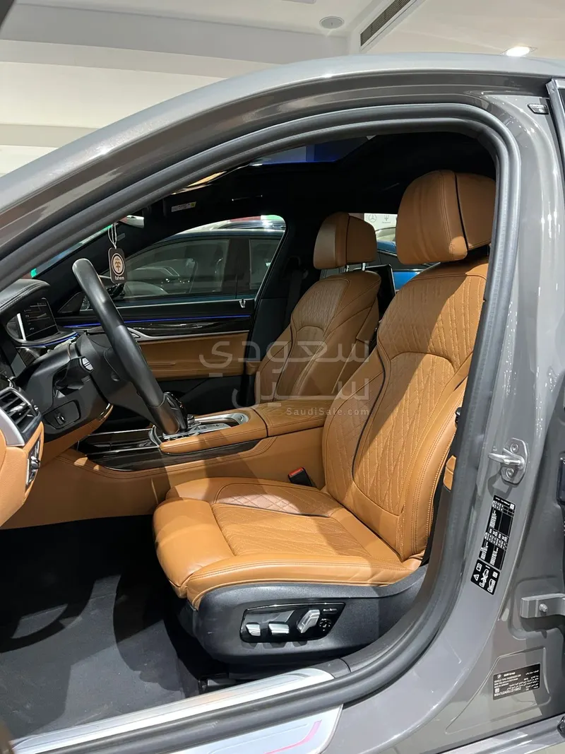 2020 BMW 7 Series 750Li