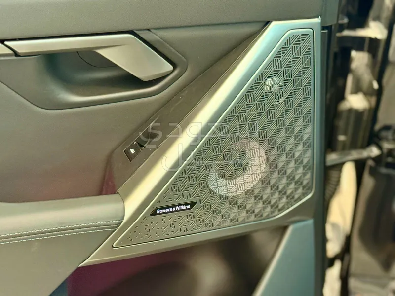 2025 BMW M Series M5