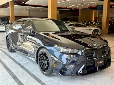 2025 BMW M Series M5