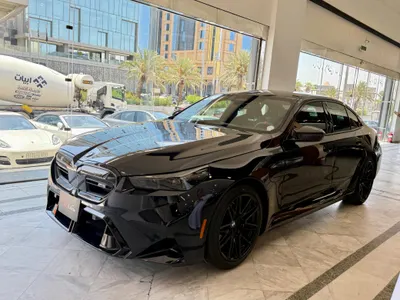 2025 BMW M Series M5