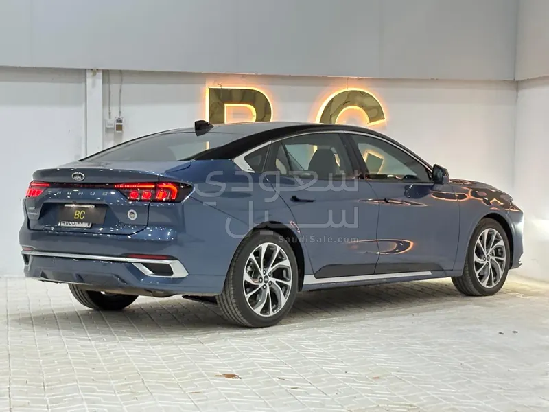2023 Ford Taurus Titanium