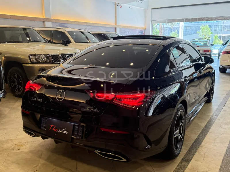 2021 Mercedes-Benz CLA 180