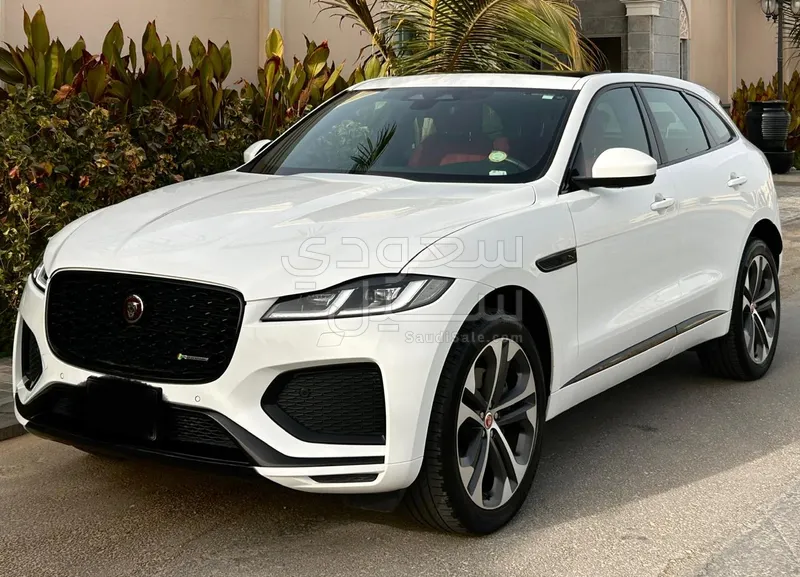 2023 Jaguar F-Pace R-DYNAMIC