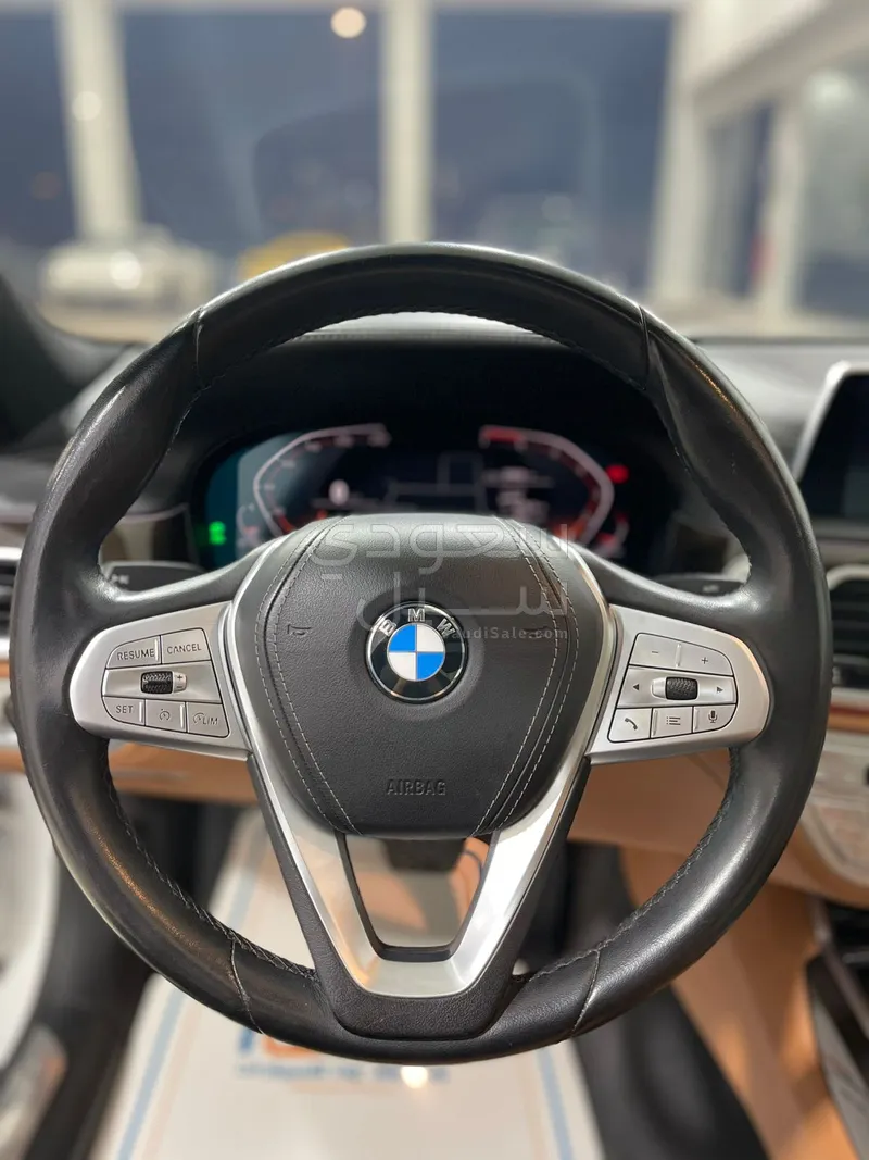 2021 BMW 7 Series 730Li