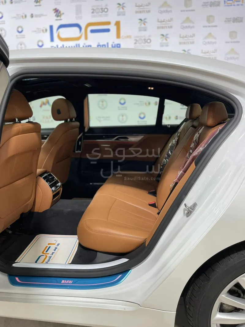 2021 BMW 7 Series 730Li