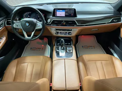 2021 BMW 7 Series 730Li