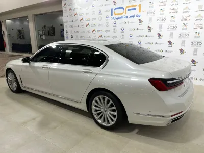 2021 BMW 7 Series 730Li