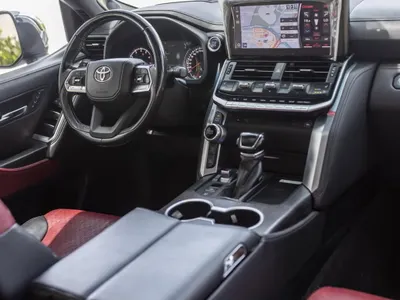 2022 Toyota Land Cruiser VXR