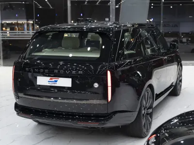 2025 لاند روفر رينج روفر اس في اوتوبيوغرافي