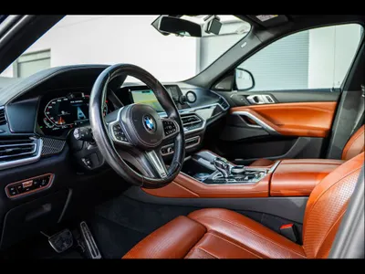 2021 BMW X Series 6 M50i