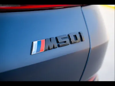 2021 BMW X Series 6 M50i