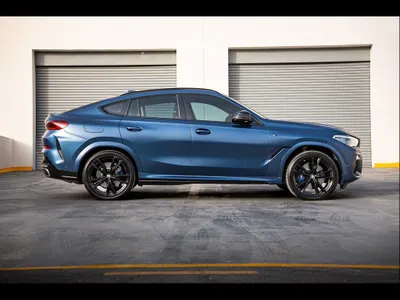 2021 BMW X Series 6 M50i