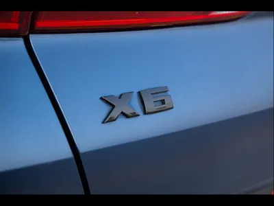 2021 BMW X Series 6 M50i