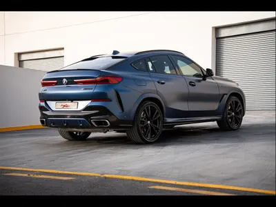 2021 BMW X Series 6 M50i