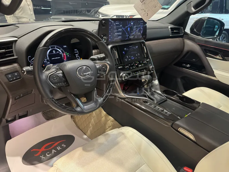 2024 Lexus LX 600