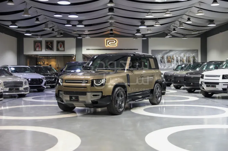 2025 Land Rover Defender X dynamic