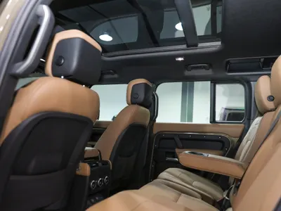 2025 Land Rover Defender X dynamic
