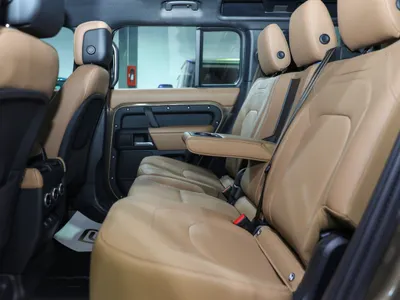 2025 Land Rover Defender X dynamic