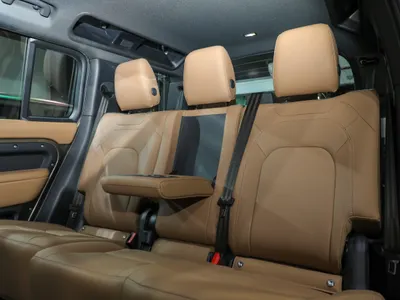 2025 Land Rover Defender X dynamic