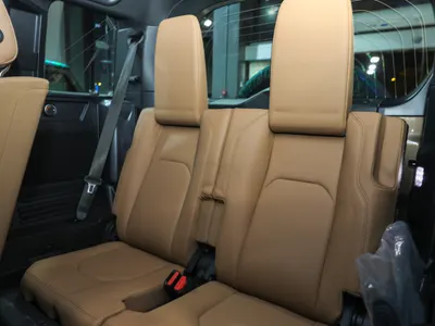 2025 Land Rover Defender X dynamic