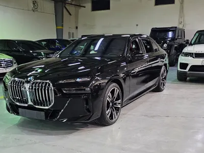 2025 BMW 7 Series 740i