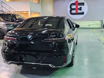 2025 BMW 7 Series 740i