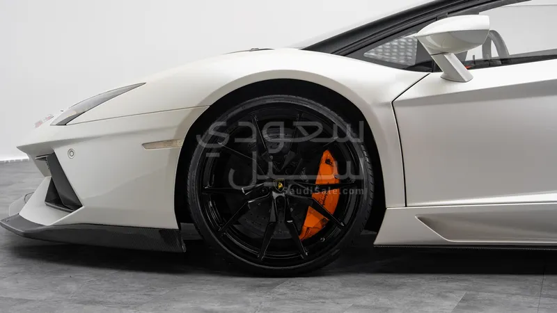 2015 Lamborghini Aventador Roadster