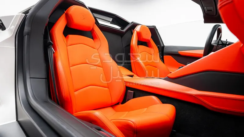 2015 Lamborghini Aventador Roadster