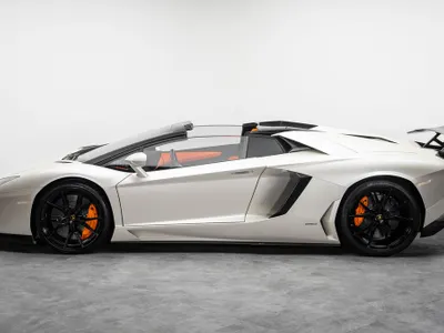 2015 Lamborghini Aventador Roadster
