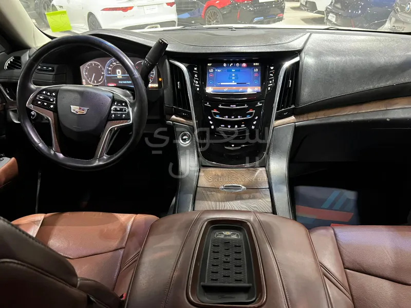 2015 Cadillac Escalade Platinum