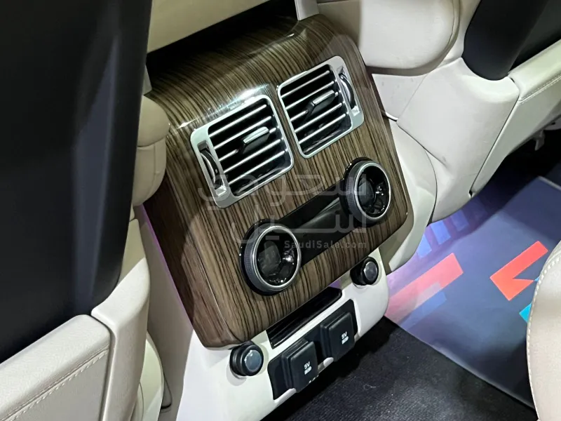 2019 Land Rover Range Rover HSE