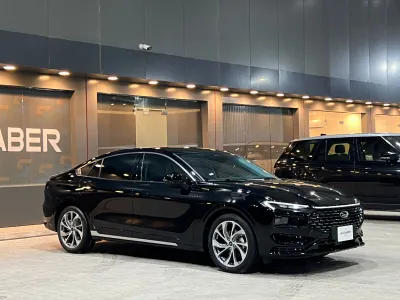 2025 Ford Taurus Titanium