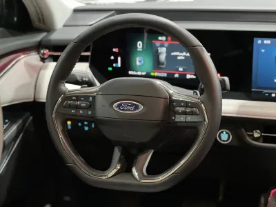 2025 Ford Taurus Titanium